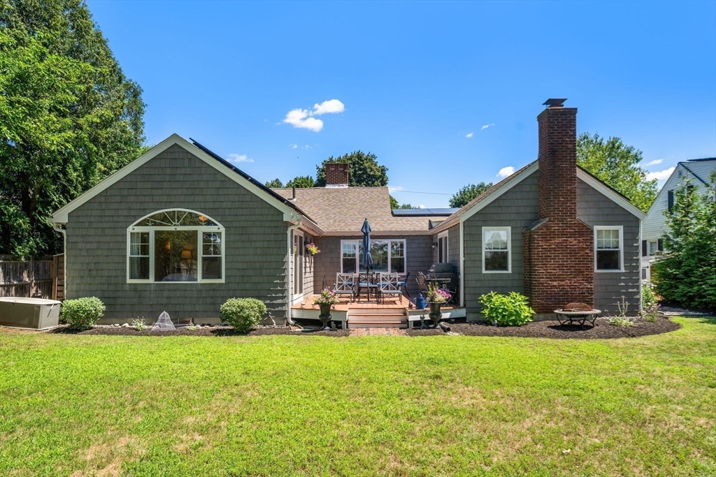 159 Lakeshore Drive