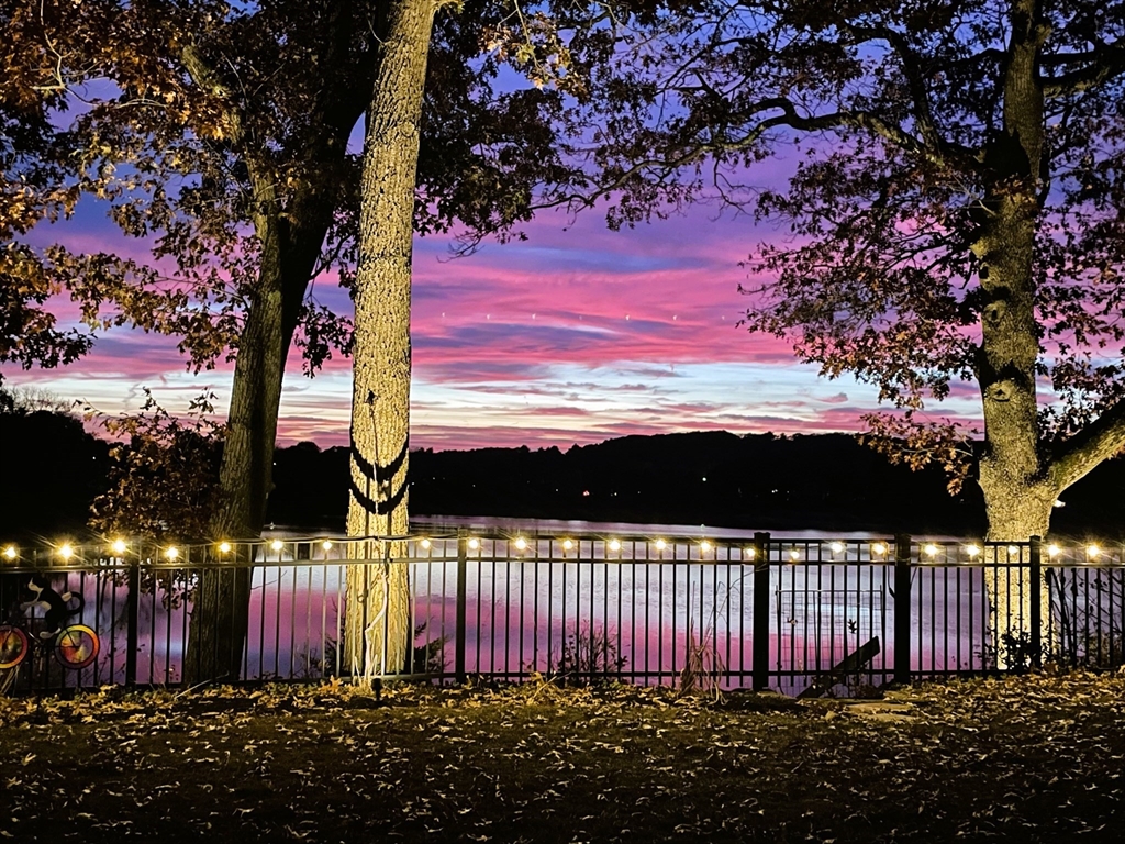 159 Lakeshore Drive