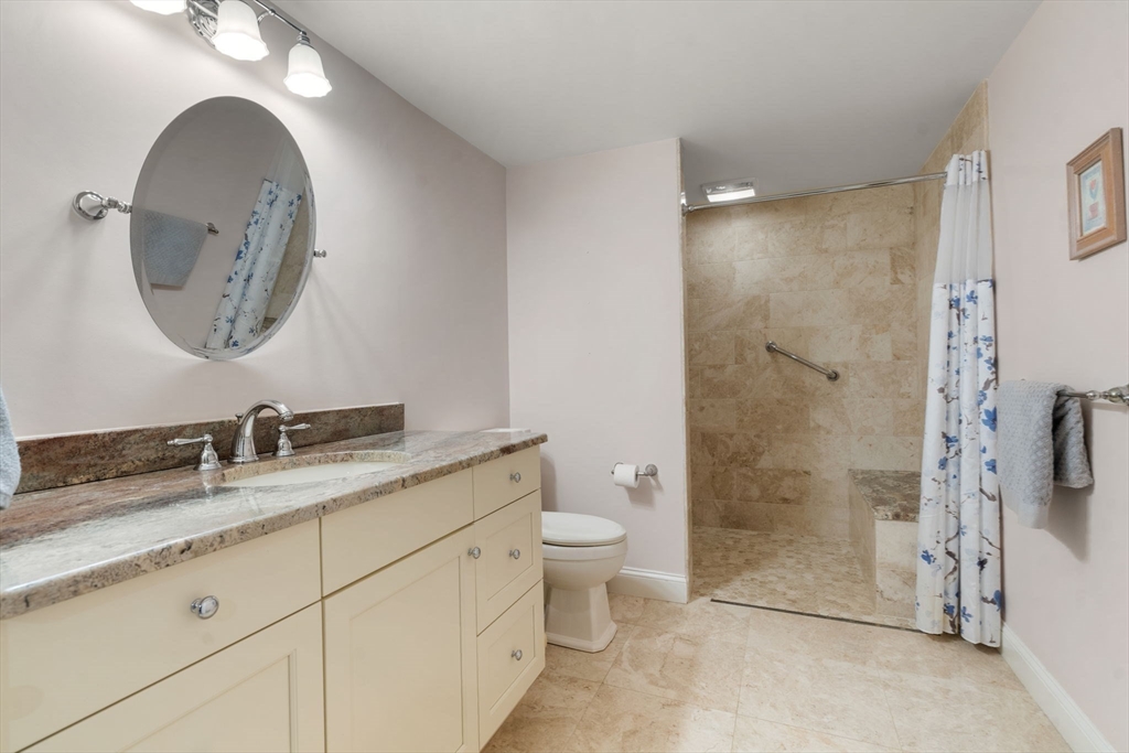 177 Bay Colony Drive