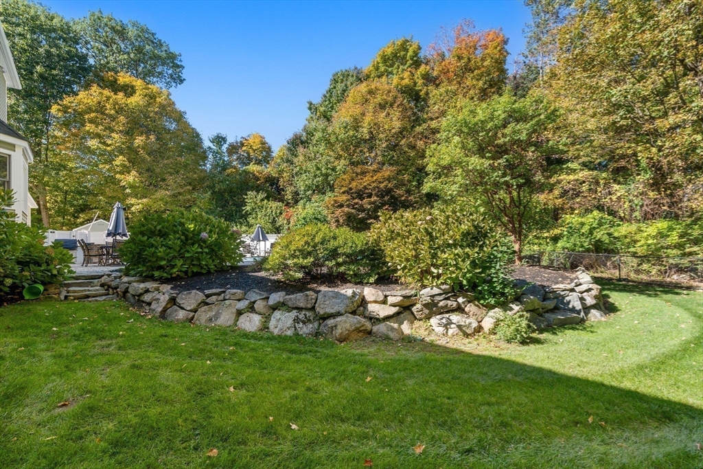 177 Bay Colony Drive