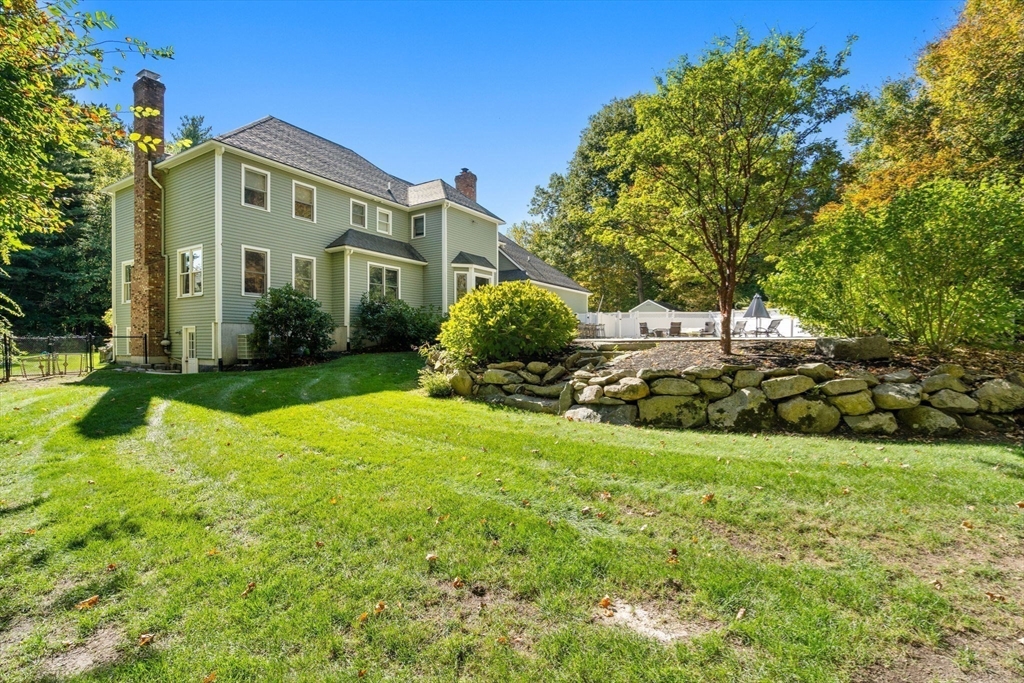 177 Bay Colony Drive