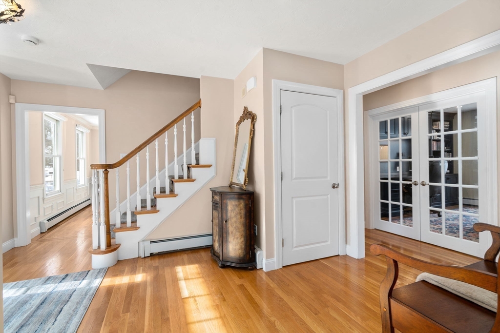 177 Bay Colony Drive