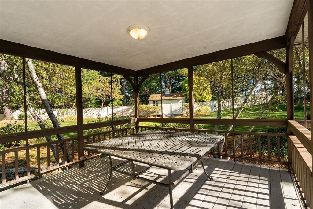 7 Pettee's Pond Lane