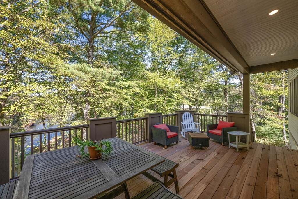 250 Meadowbrook Road
