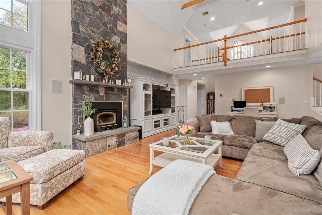 11 Pettees Pond Lane