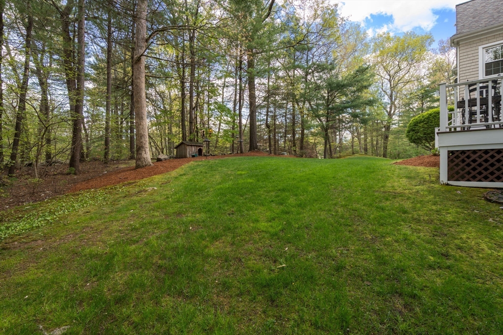 11 Pettees Pond Lane