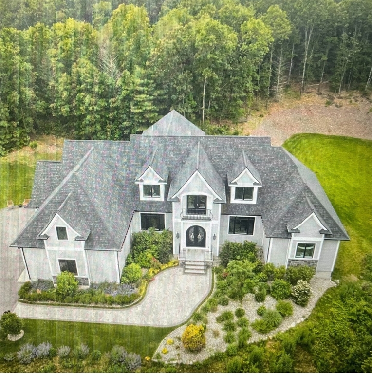 18 Keeney Pond Road.