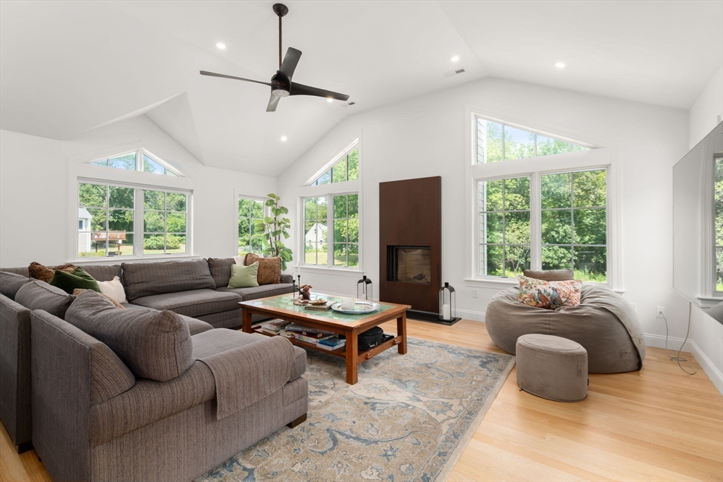 54 Meadowbrook Road