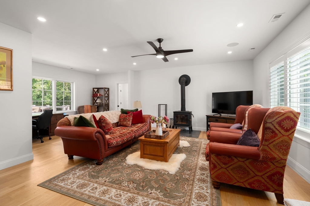 54 Meadowbrook Road