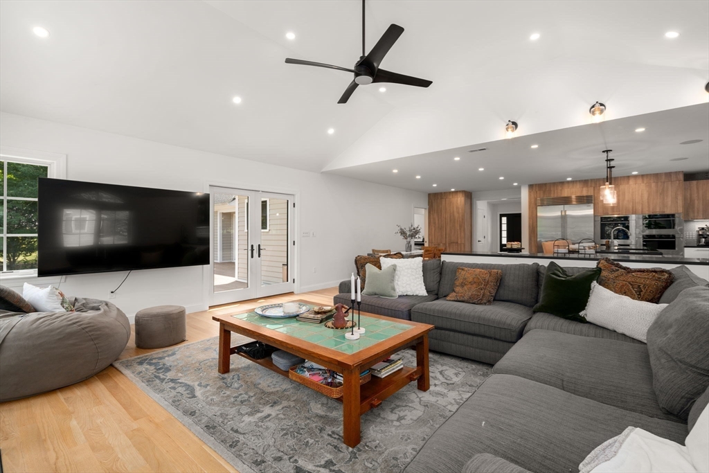 54 Meadowbrook Road