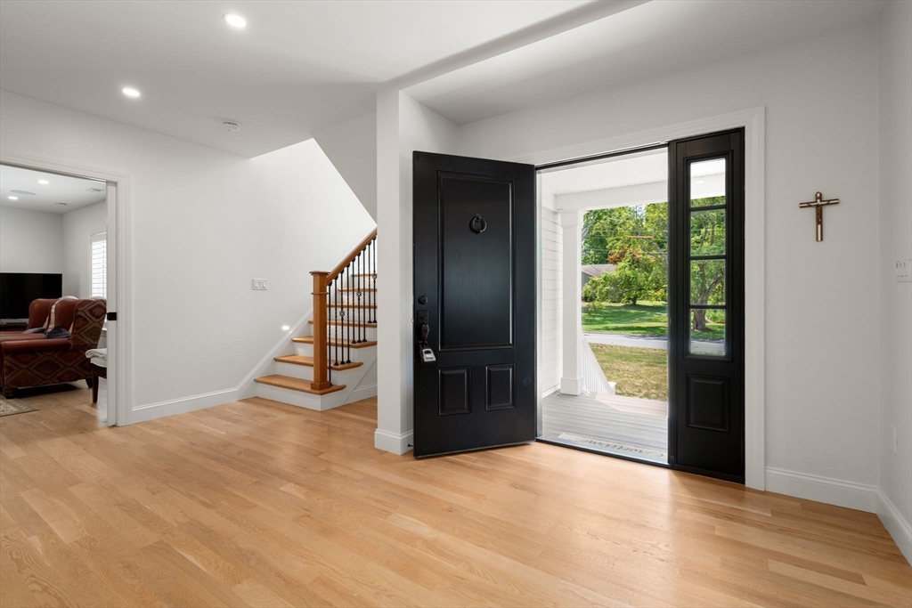 54 Meadowbrook Road