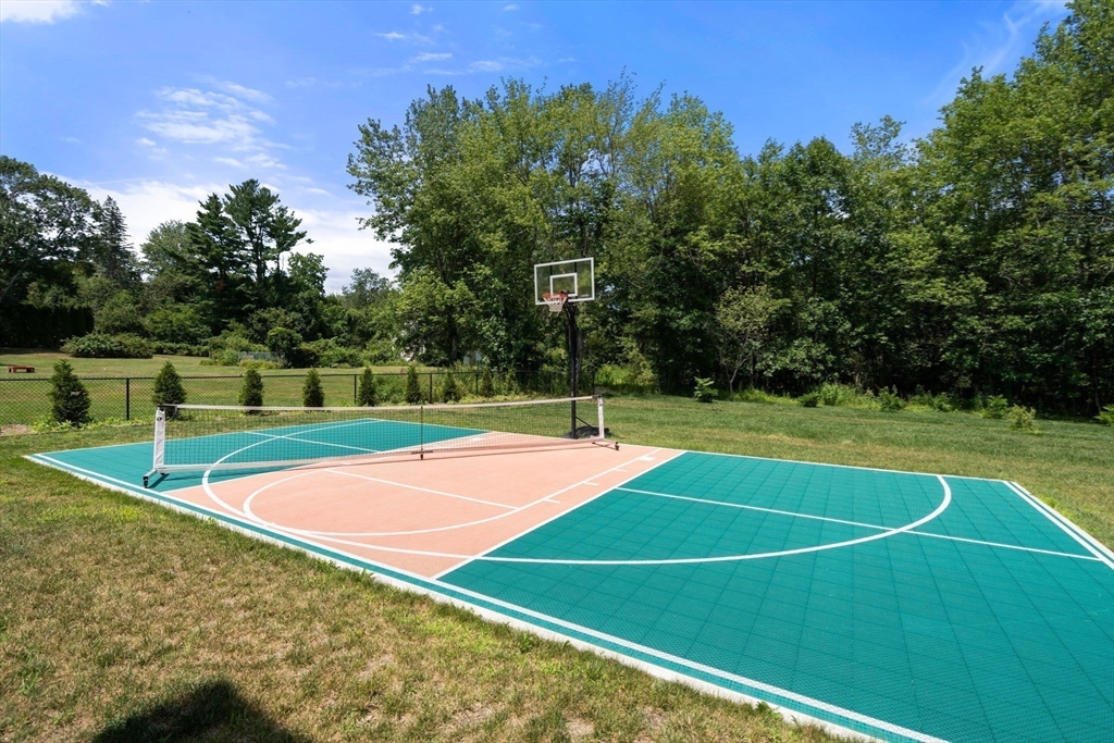 54 Meadowbrook Road