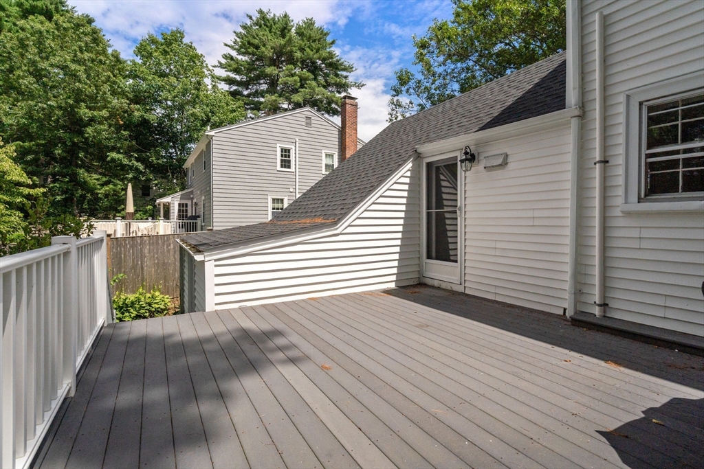 101 Lakeshore Drive