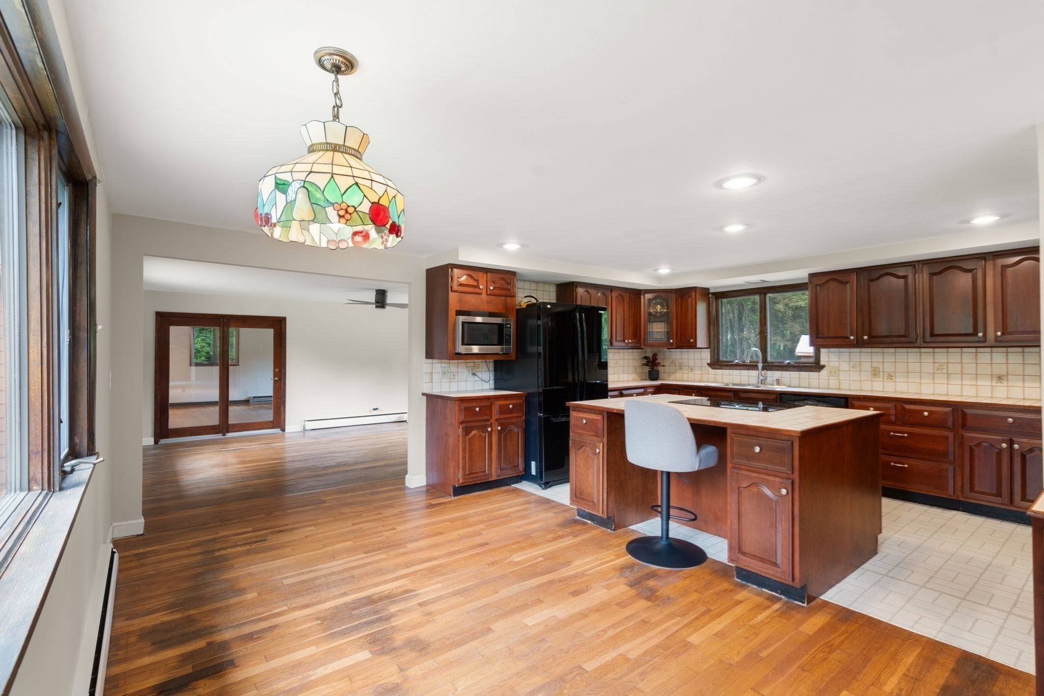 444 Clapboardtree Street