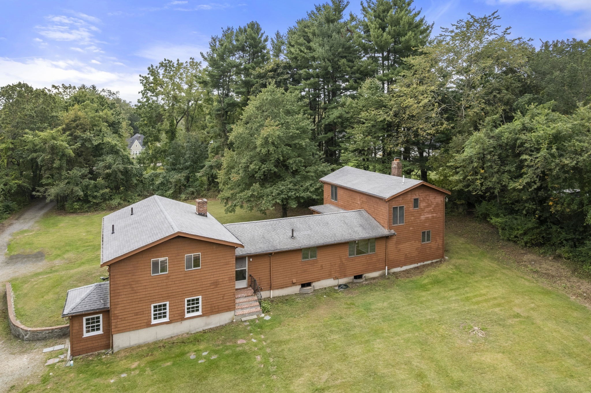 444 Clapboardtree Street