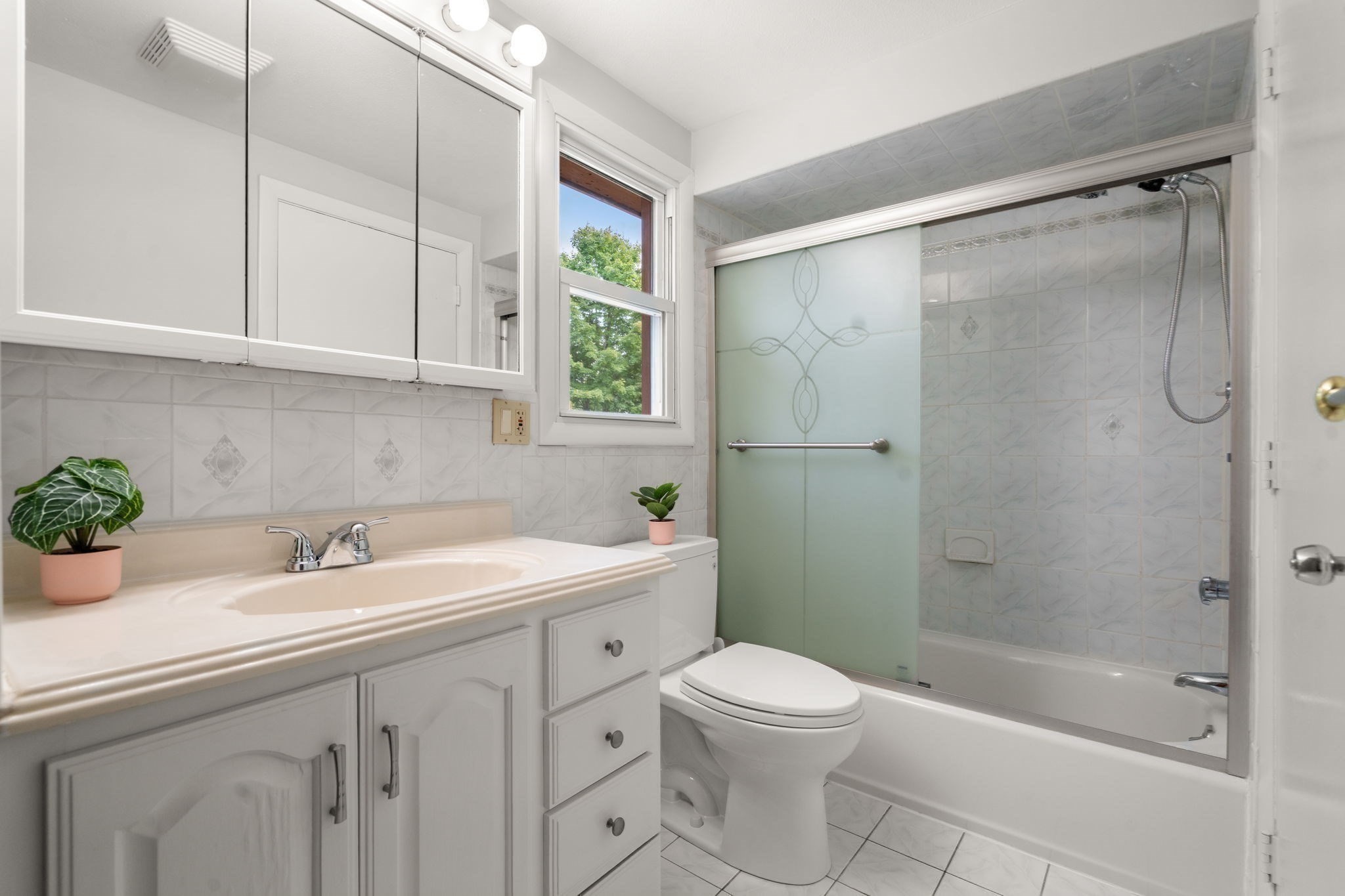 444 Clapboardtree Street