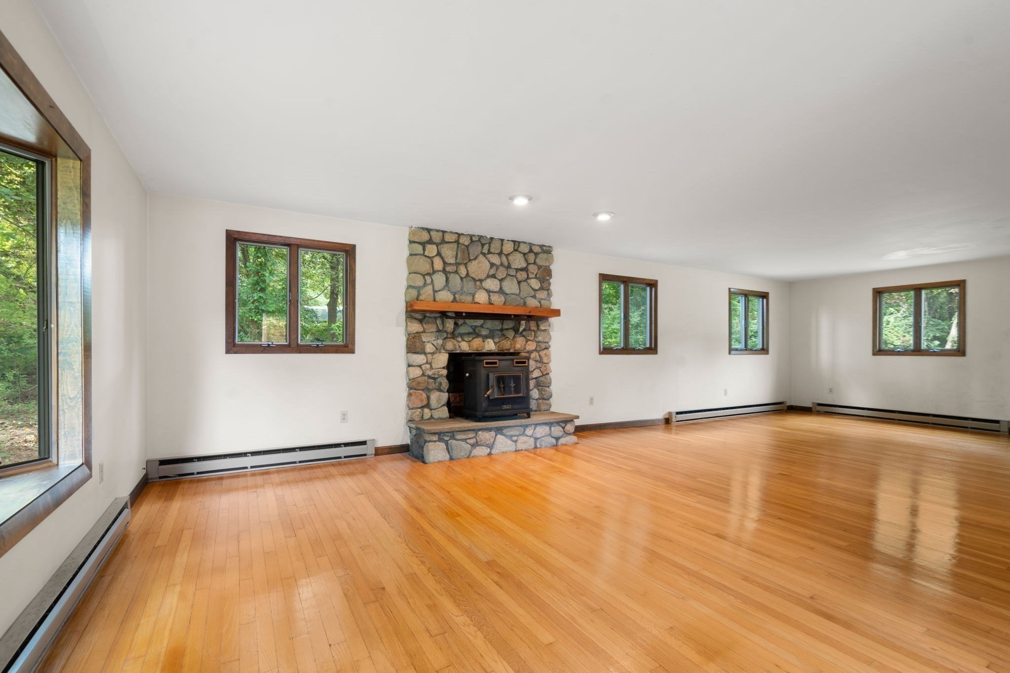 444 Clapboardtree Street