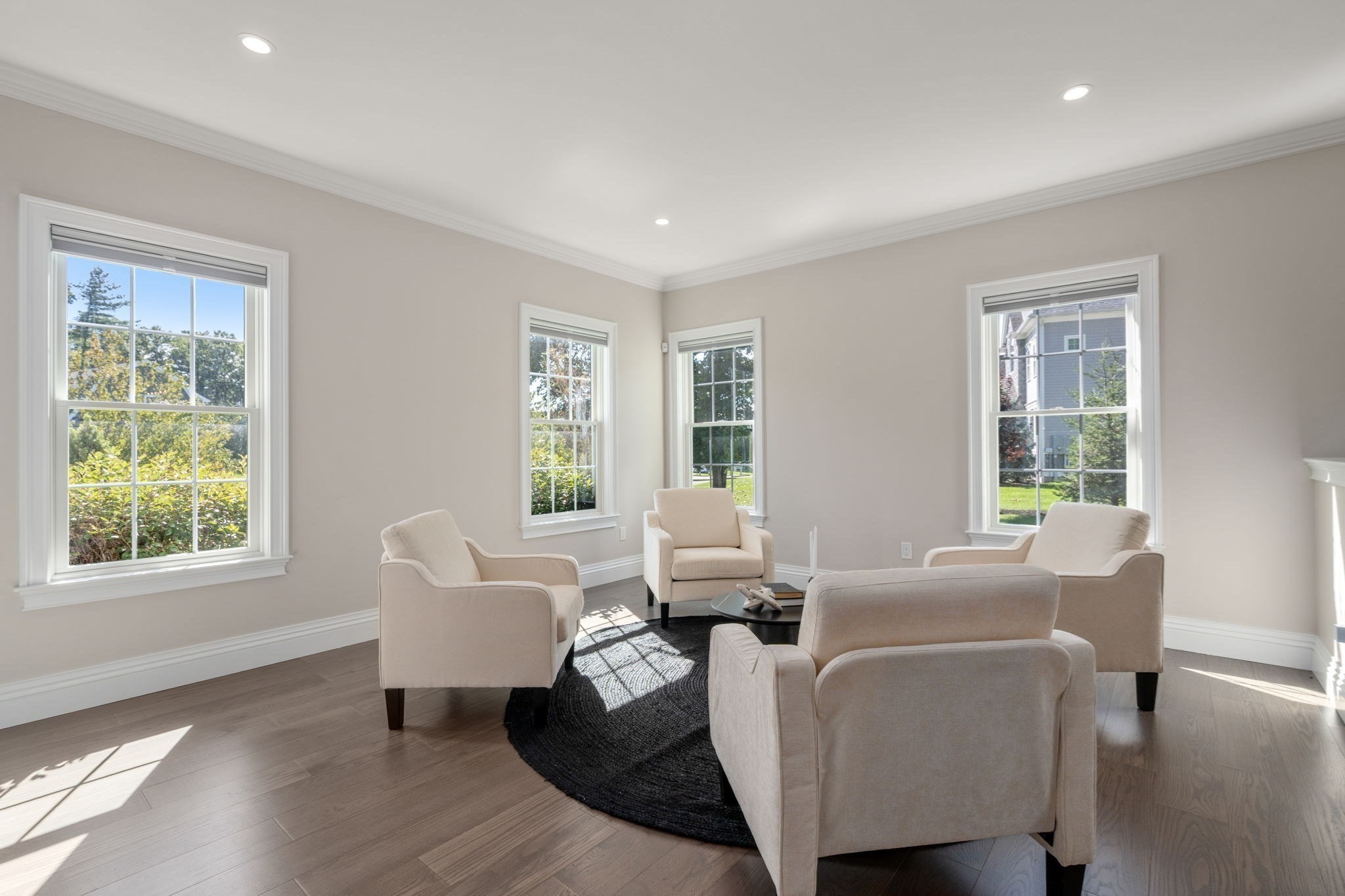 25 Hedgerow Lane