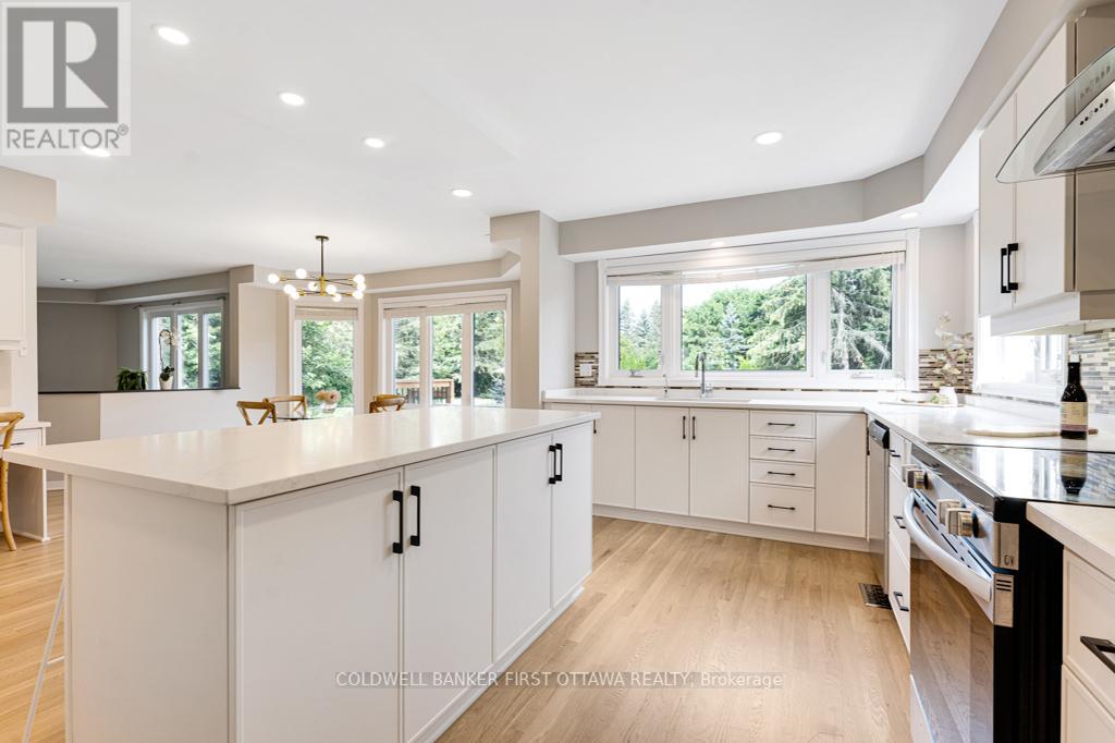 5525 PETTAPIECE CRESCENT