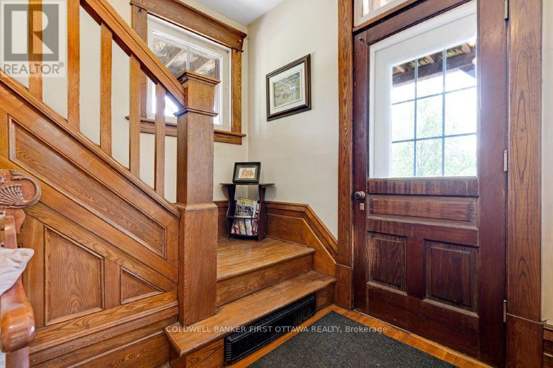 195 MONTGOMERY ROAD