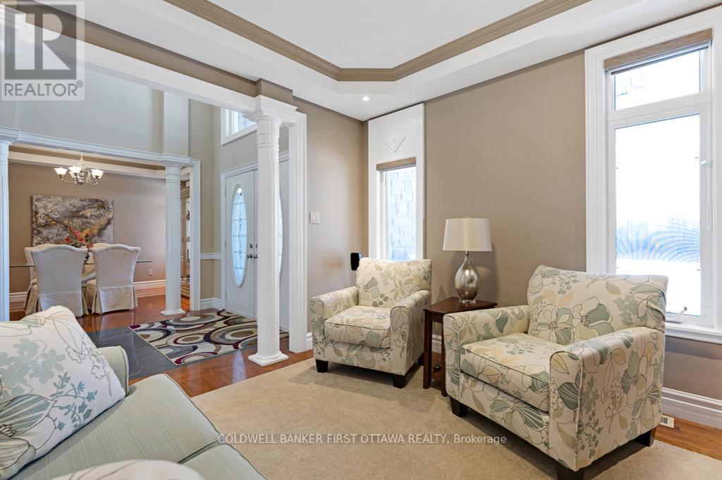 556 WEST POINT DRIVE