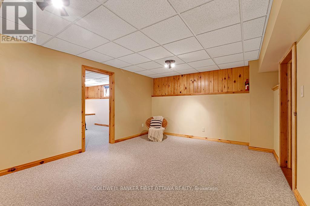 206 DEERWOOD DRIVE