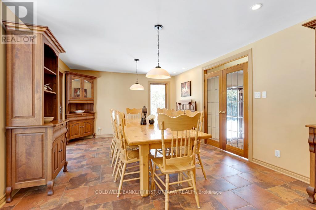 206 DEERWOOD DRIVE