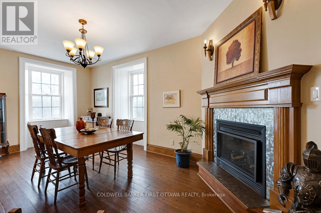 28 SOUTH STREET