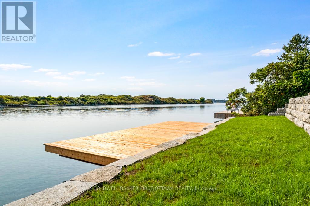38 TUTTLE POINT ROAD