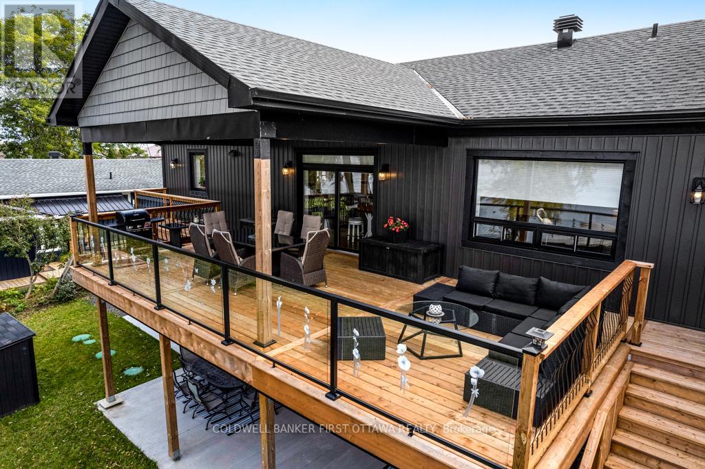 38 TUTTLE POINT ROAD