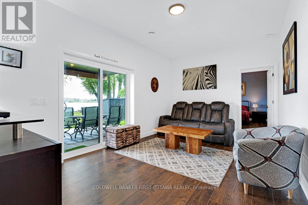 38 TUTTLE POINT ROAD
