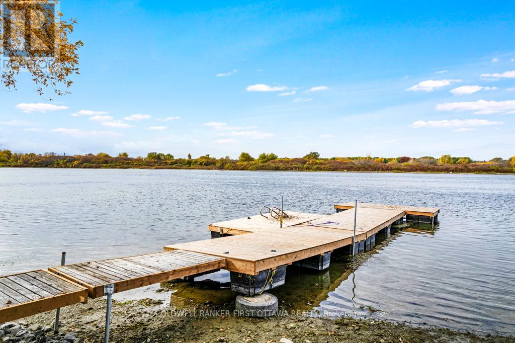 38 TUTTLE POINT ROAD