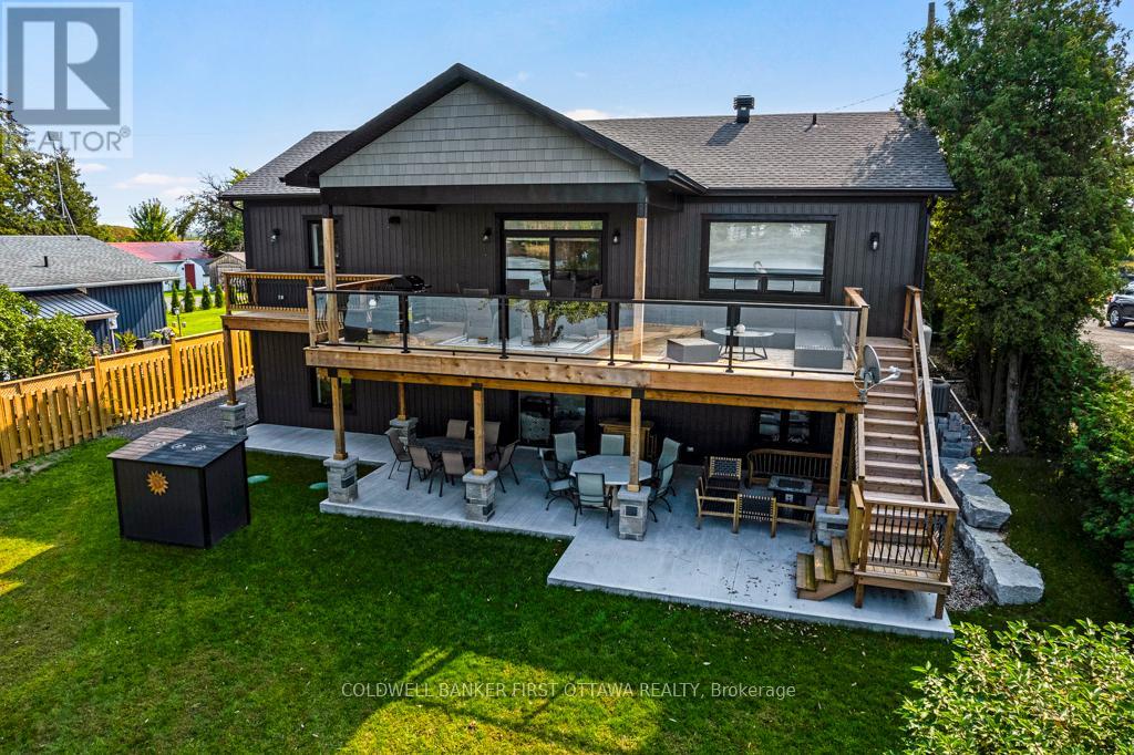38 TUTTLE POINT ROAD