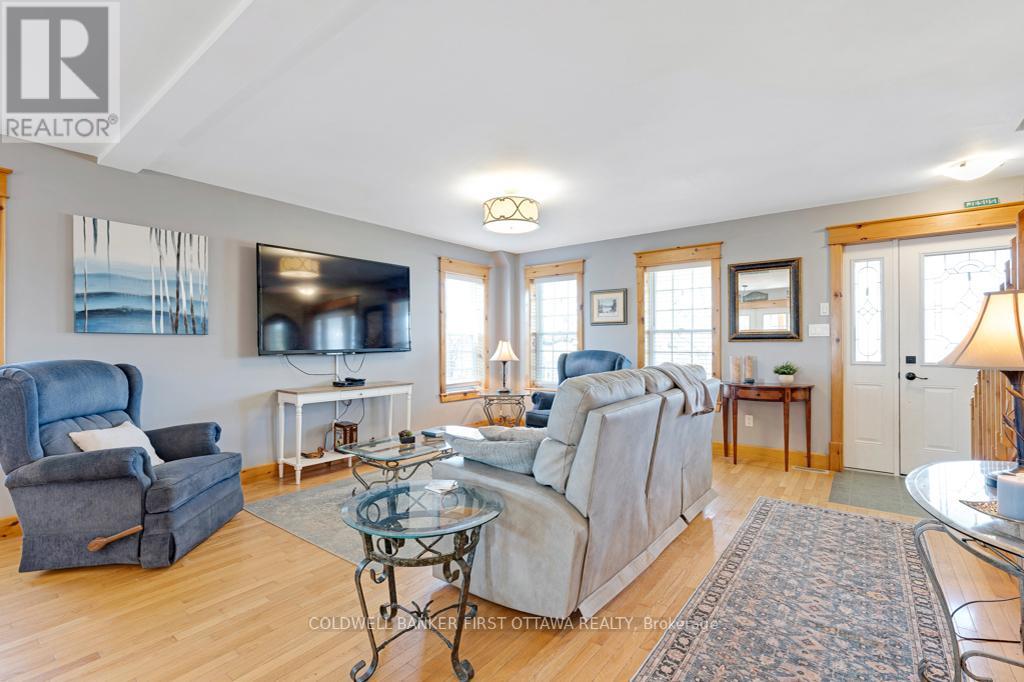 237 WAYSIDE DRIVE