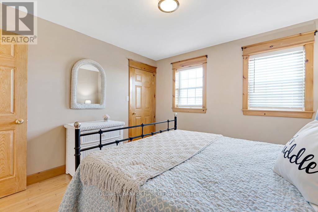 237 WAYSIDE DRIVE