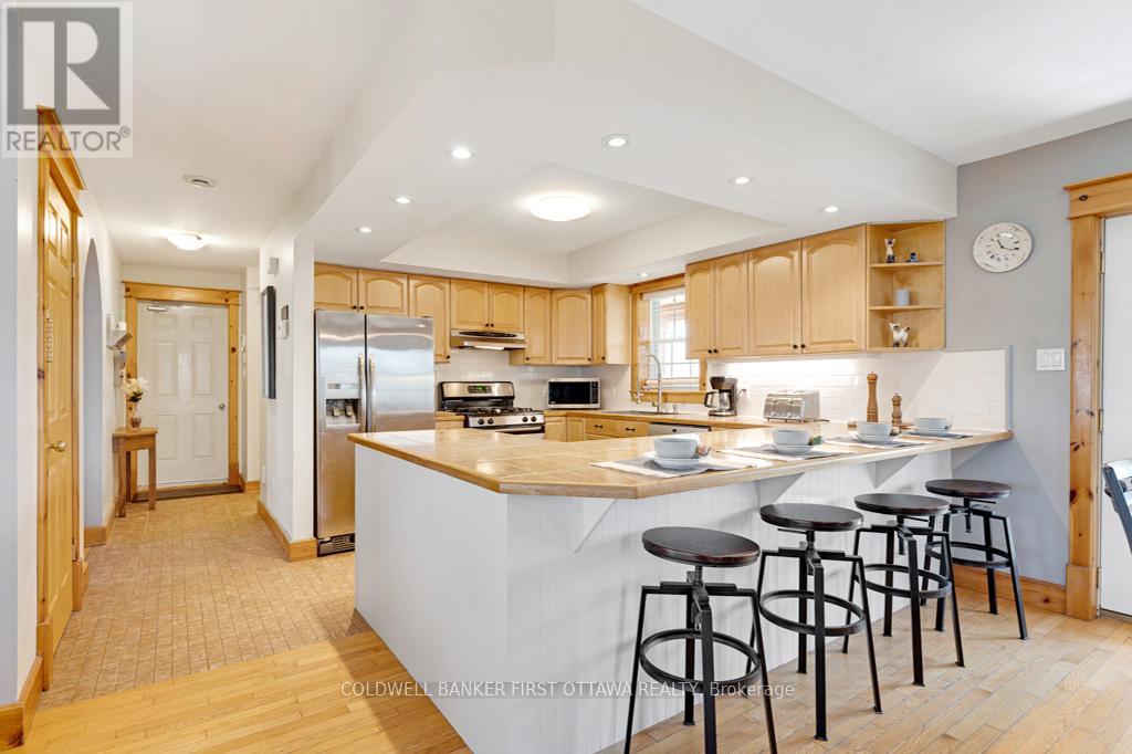 237 WAYSIDE DRIVE