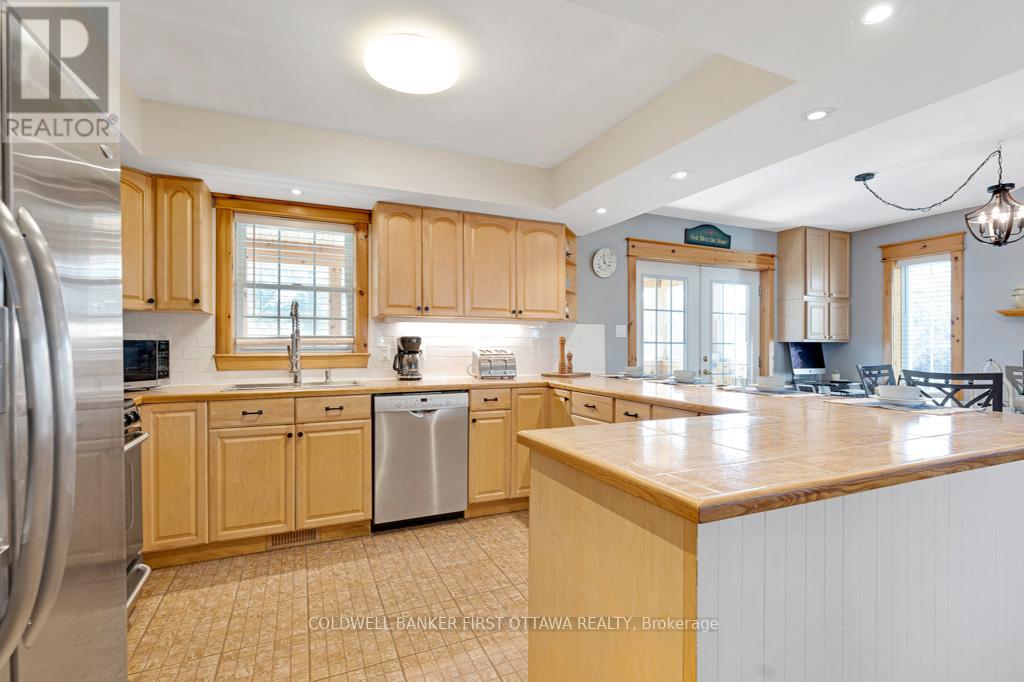 237 WAYSIDE DRIVE