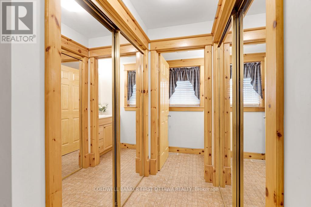 237 WAYSIDE DRIVE