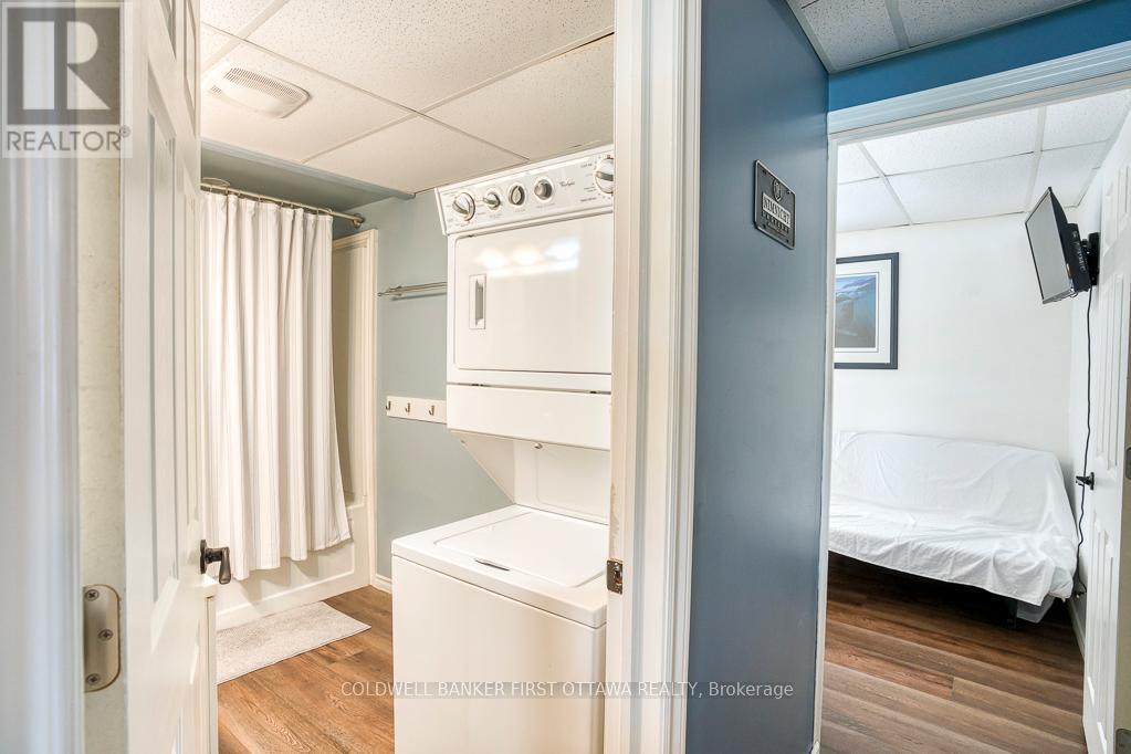 775 DARLING CONCESSION 7