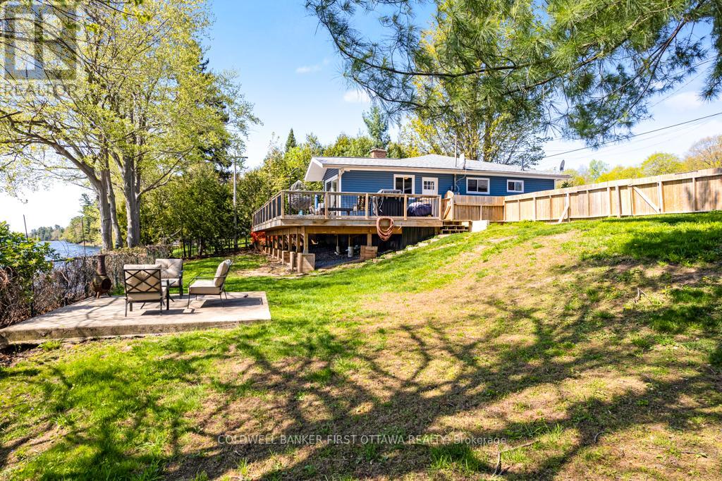889 JONES POINT ROAD