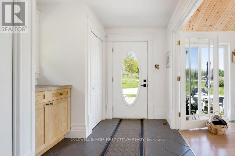 376 NORTH SHORE ROAD