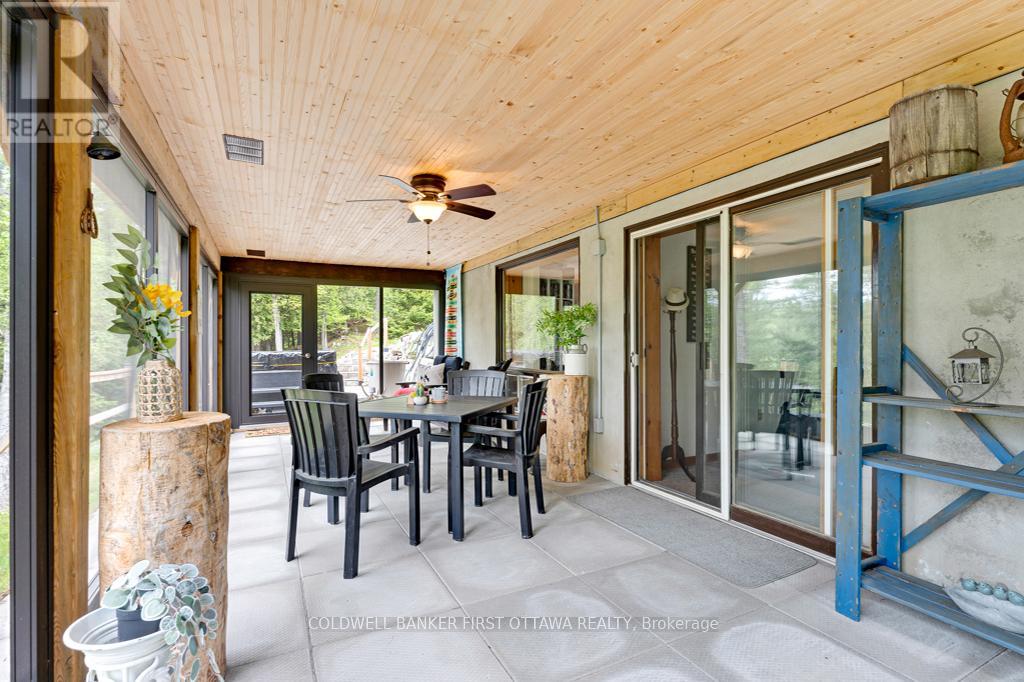 1036 PALMERSTON CRESCENT