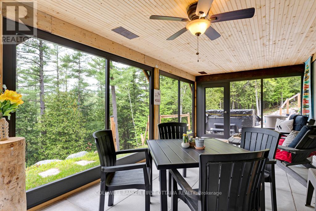 1036 PALMERSTON CRESCENT
