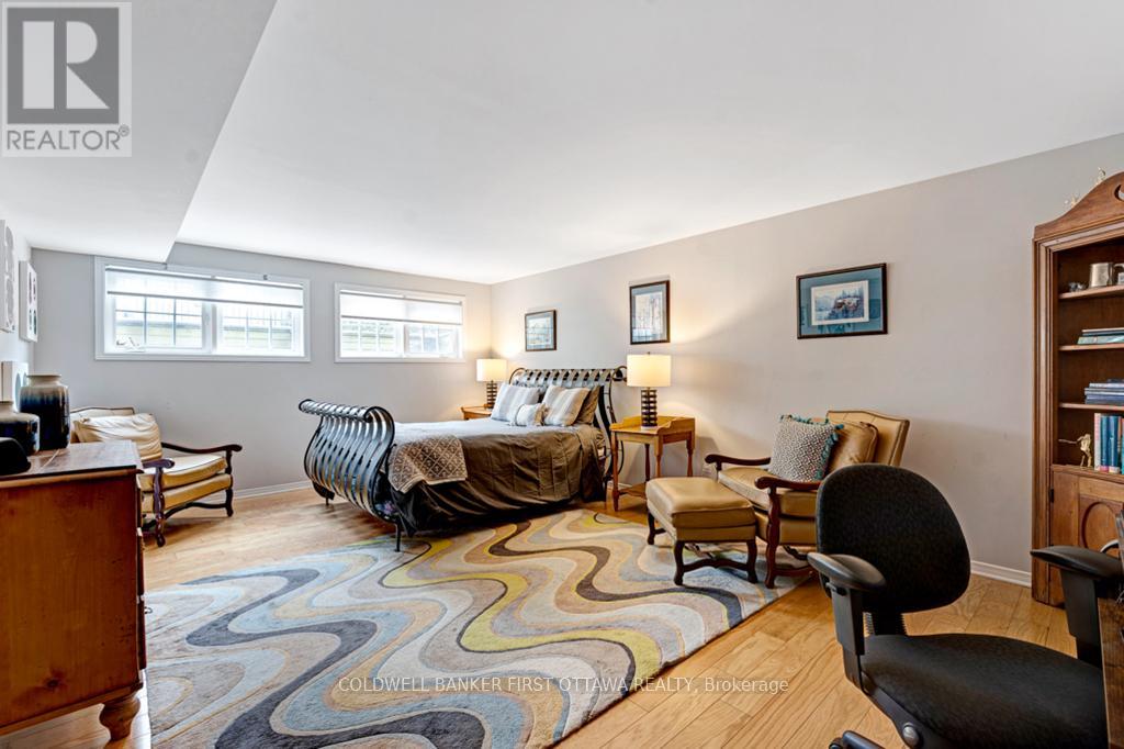 10 PERKINS BOULEVARD