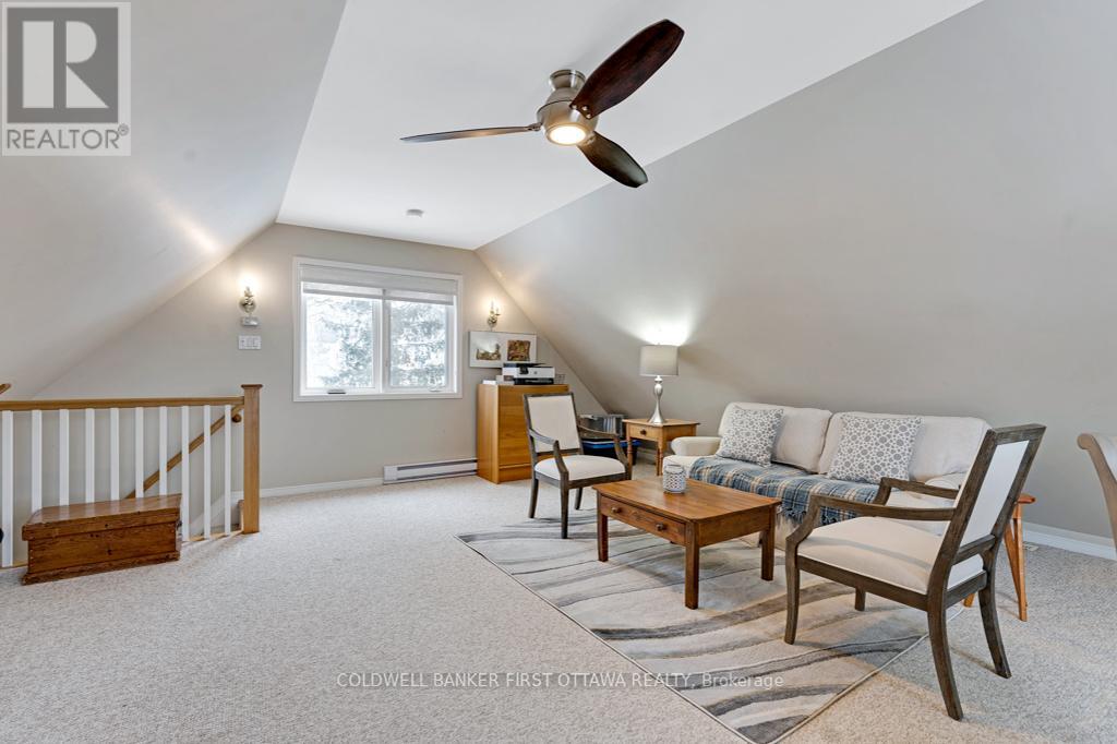 10 PERKINS BOULEVARD