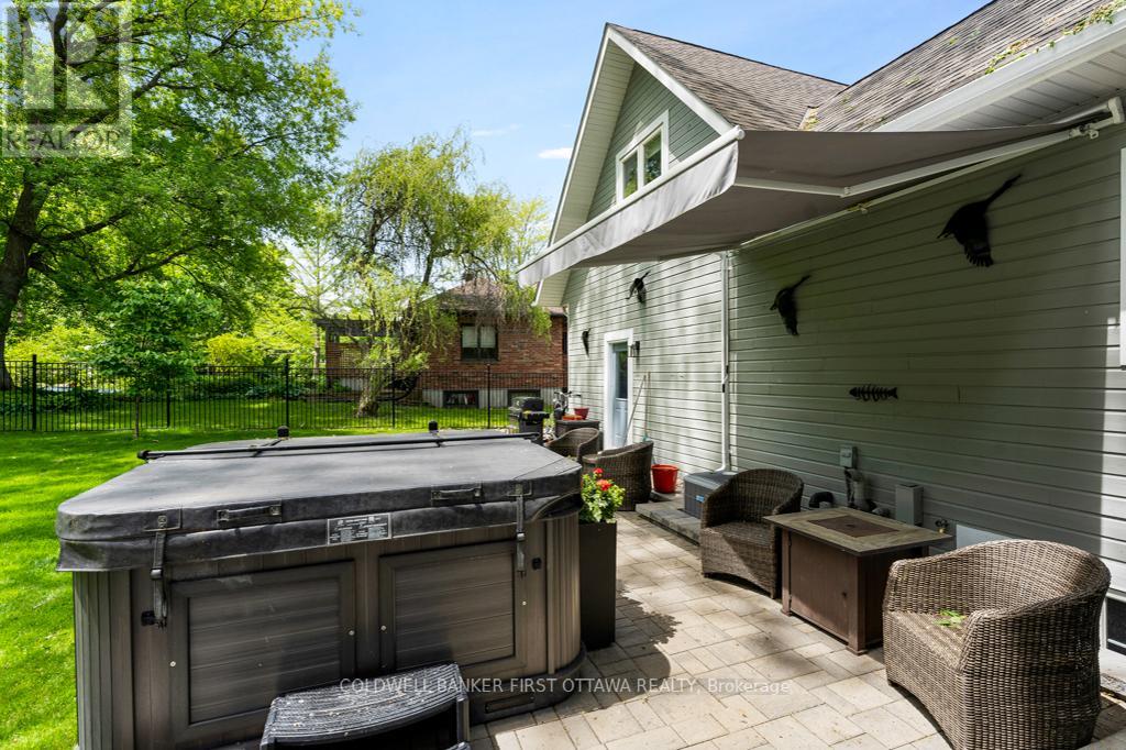 10 PERKINS BOULEVARD