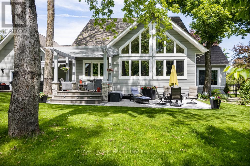 10 PERKINS BOULEVARD