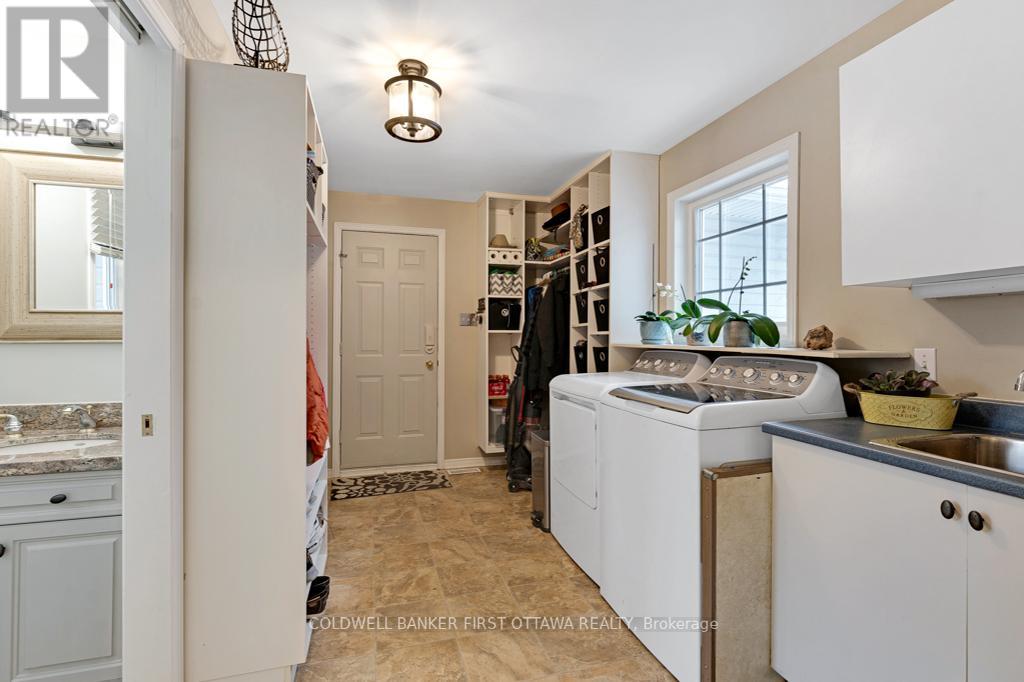 10 PERKINS BOULEVARD