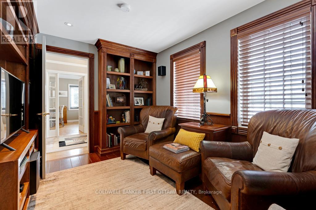 10 PERKINS BOULEVARD