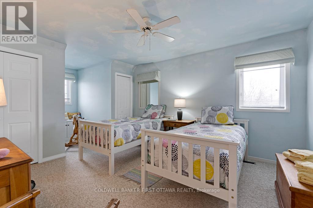 10 PERKINS BOULEVARD